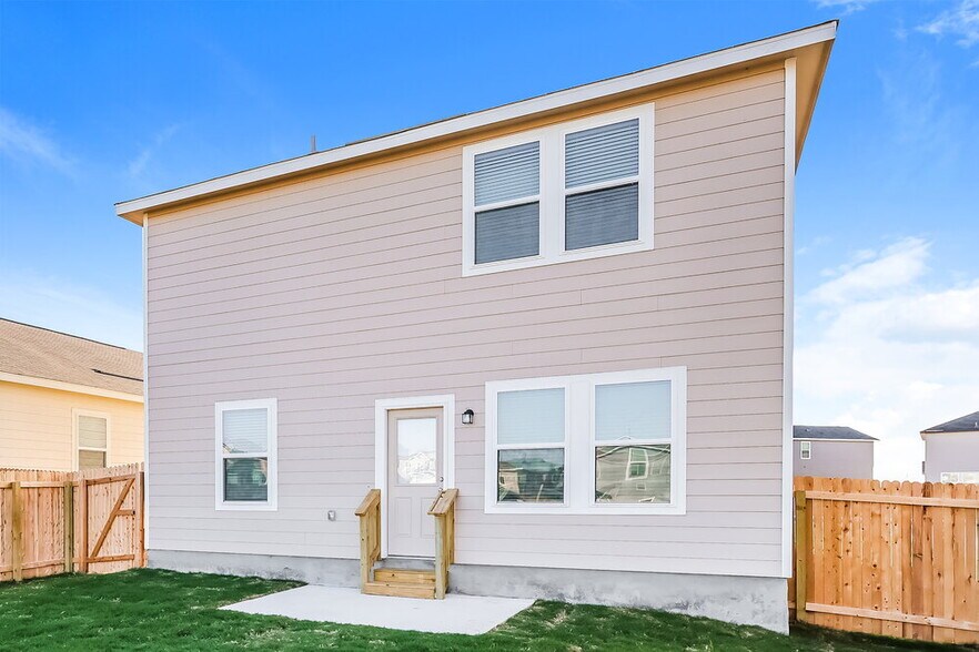 Building Photo - 5717 Texas Palm Dr