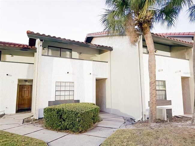 Building Photo - 10246 Turkey Lake Rd