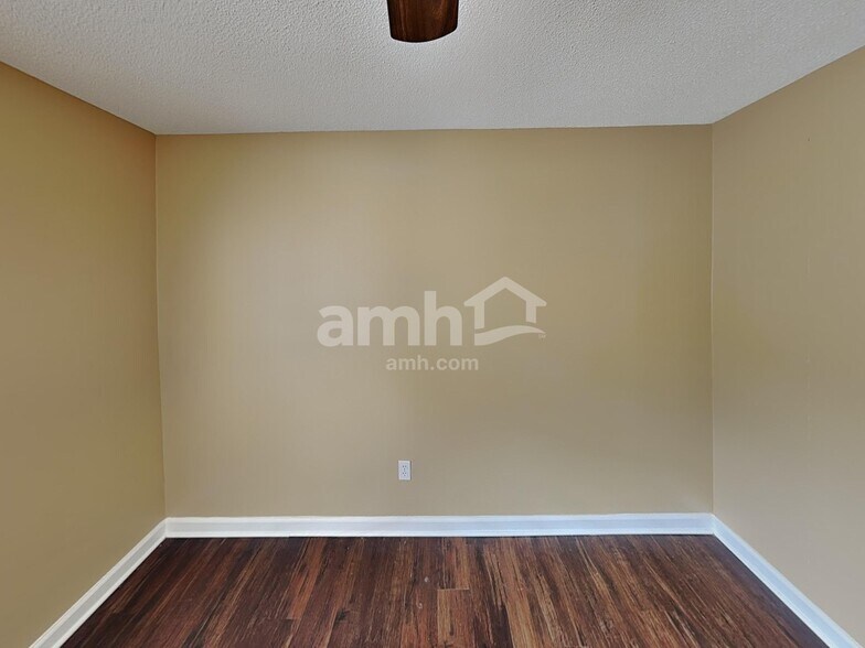 Building Photo - 6673 Bouganvillea Crescent Dr