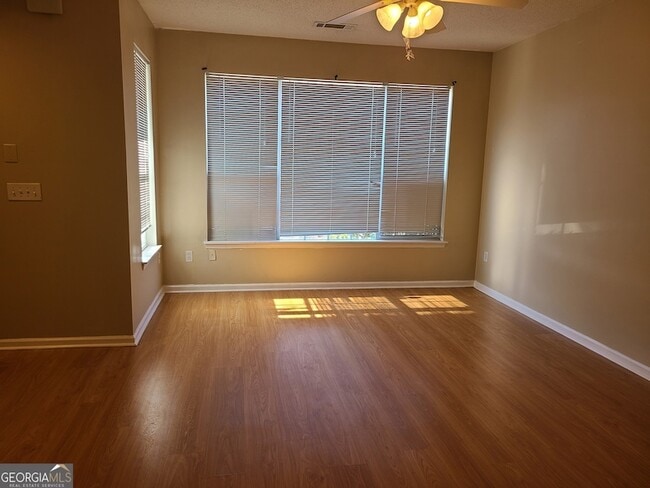 Building Photo - 6702 Teresa Ln