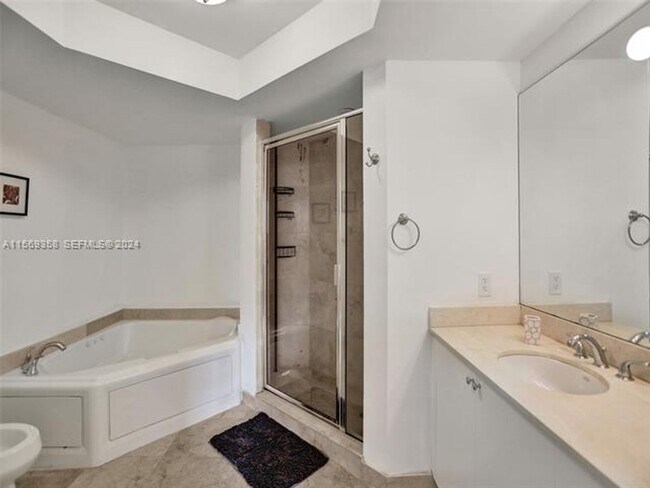 Building Photo - 17555 Atlantic Blvd