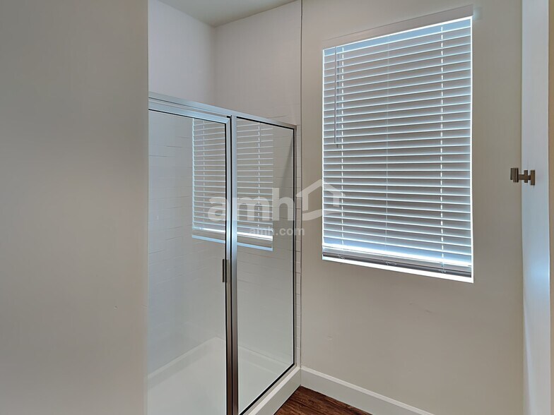 Building Photo - 3271 S 2580 W