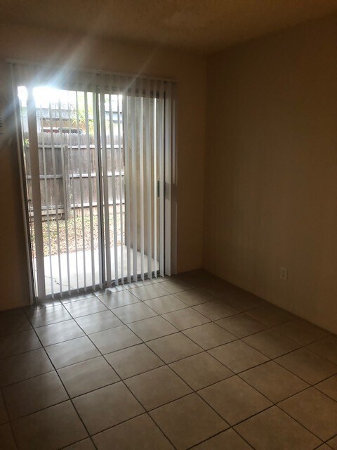 Building Photo - Presidio - 3310