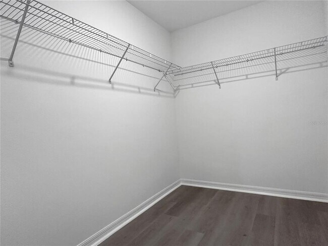 Building Photo - 959 Grandin St