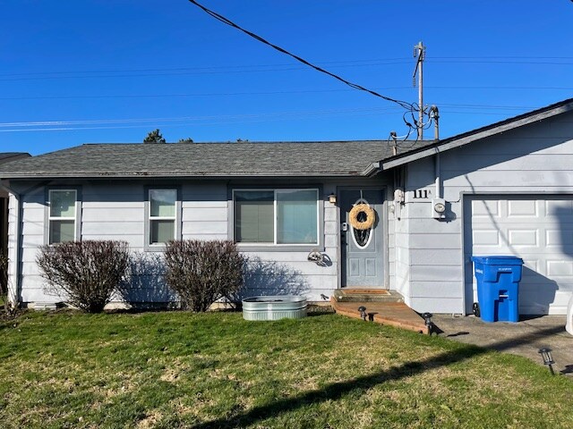 Primary Photo - 111 Green Acres Dr