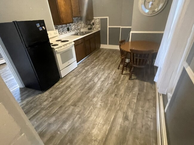 Building Photo - 9 Mt Vernon St