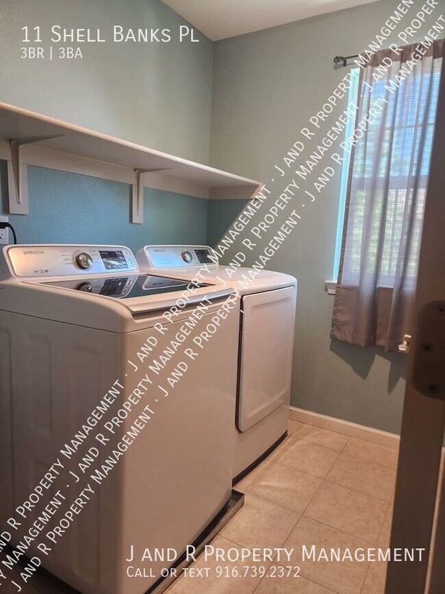 Building Photo - 11 Shell Banks Pl