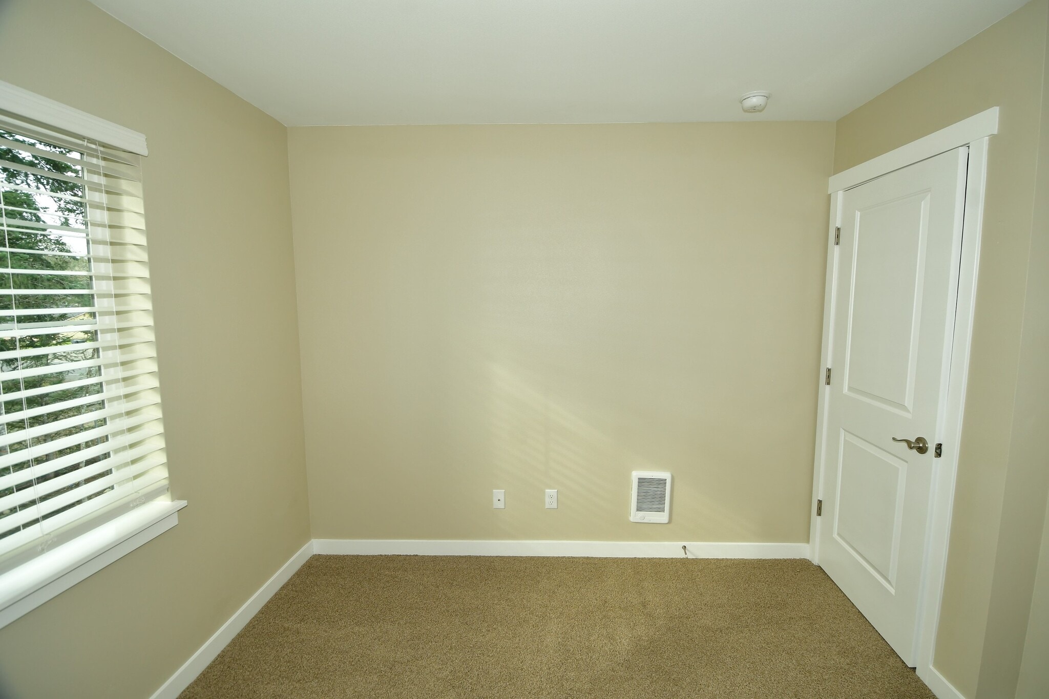 Bedroom - 954 152nd St E