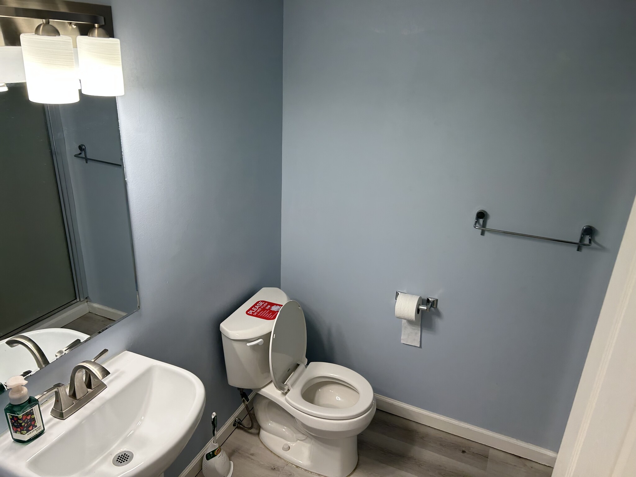 Bathroom #2 - 2541 Bittersweet Ln