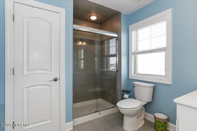 Building Photo - 1874 Compass Ct