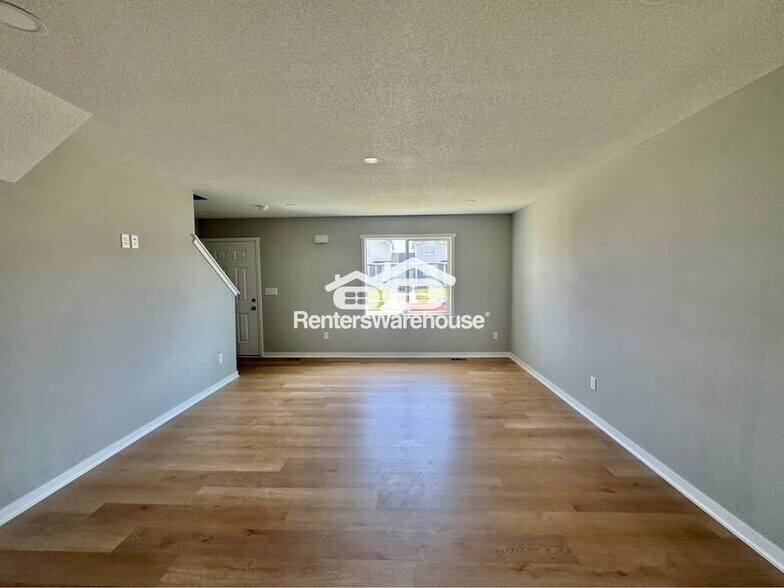 Building Photo - 1009 Adler Ct