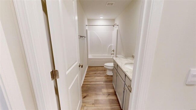 Building Photo - 172 Laila Wy