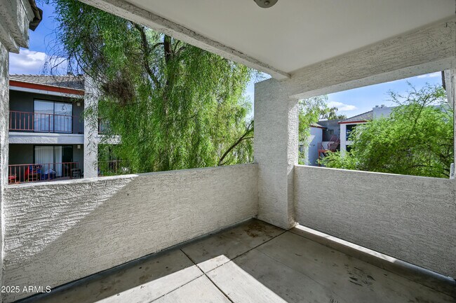 Building Photo - 3065 N 67th Ave