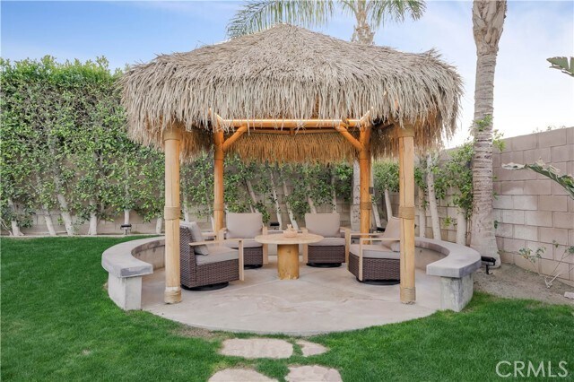Building Photo - 68135 Tachevah Dr