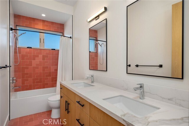 Building Photo - 1120 7th St