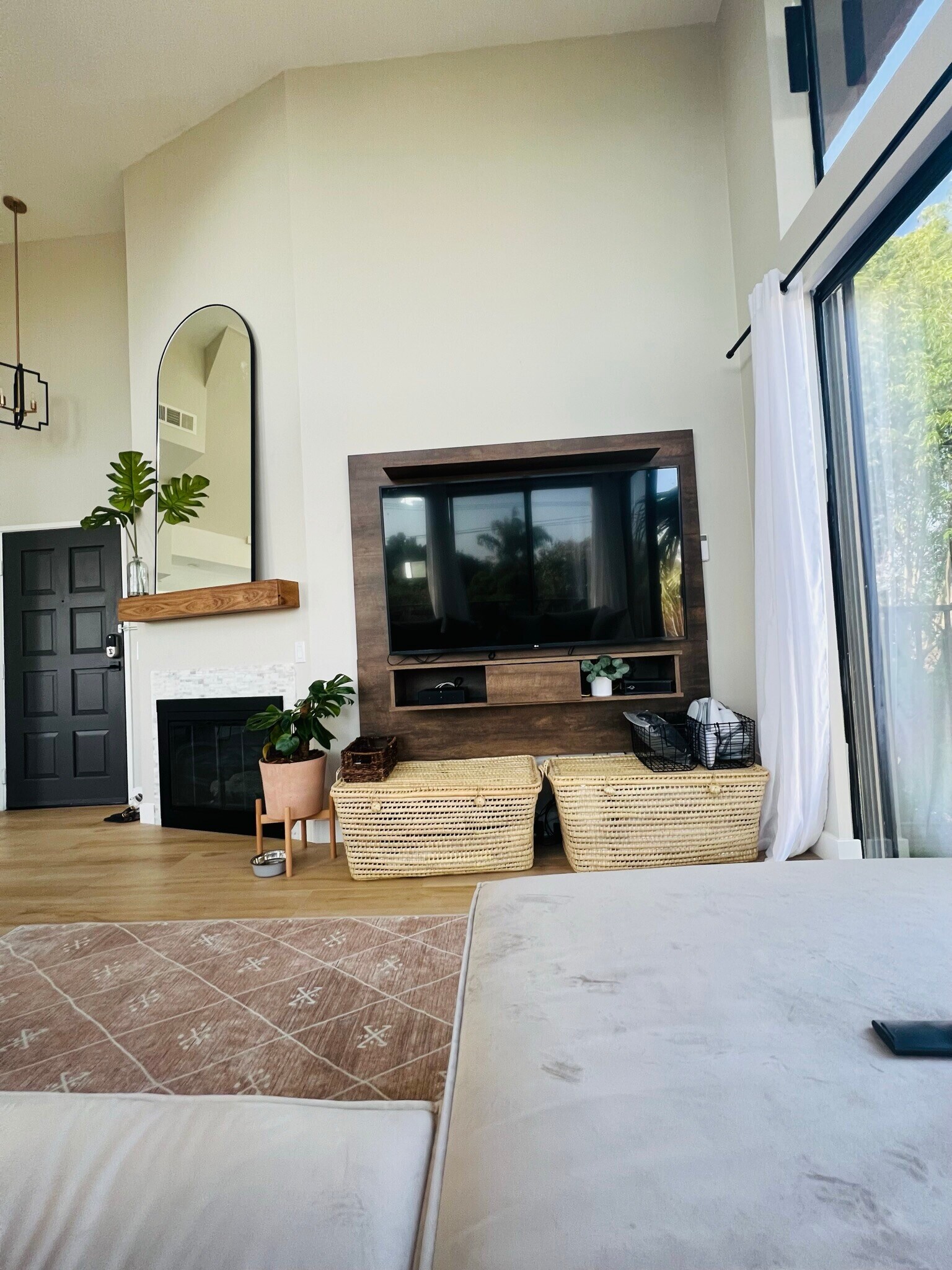 Living room - 869 S Wooster St