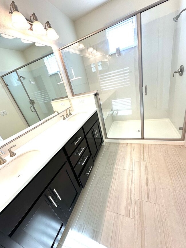 Building Photo - Natomas 3 Bedroom Home with a loft for rent!