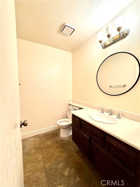 Building Photo - 20 Springflower