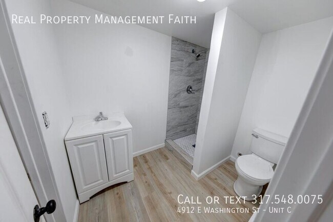 Building Photo - 4912 E Washington St