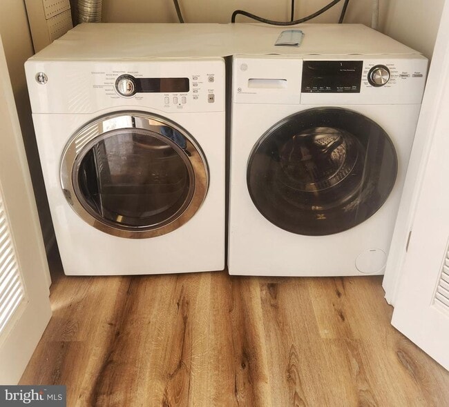 Building Photo - 5451 El Camino