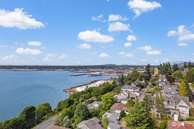 Building Photo - Breathtaking 1-Bed ADU Retreat with Spacious Living in Bellingham's Heart