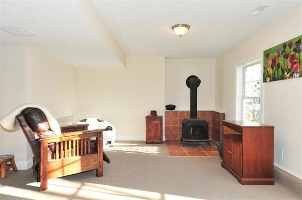 Building Photo - 45 S Crescent Circuit