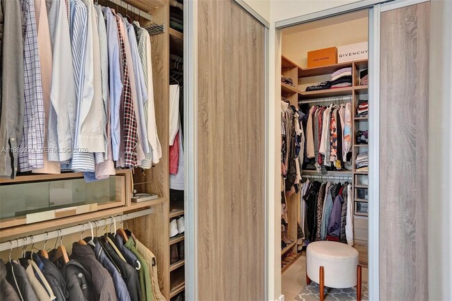 Building Photo - 1529 Shoreline Way