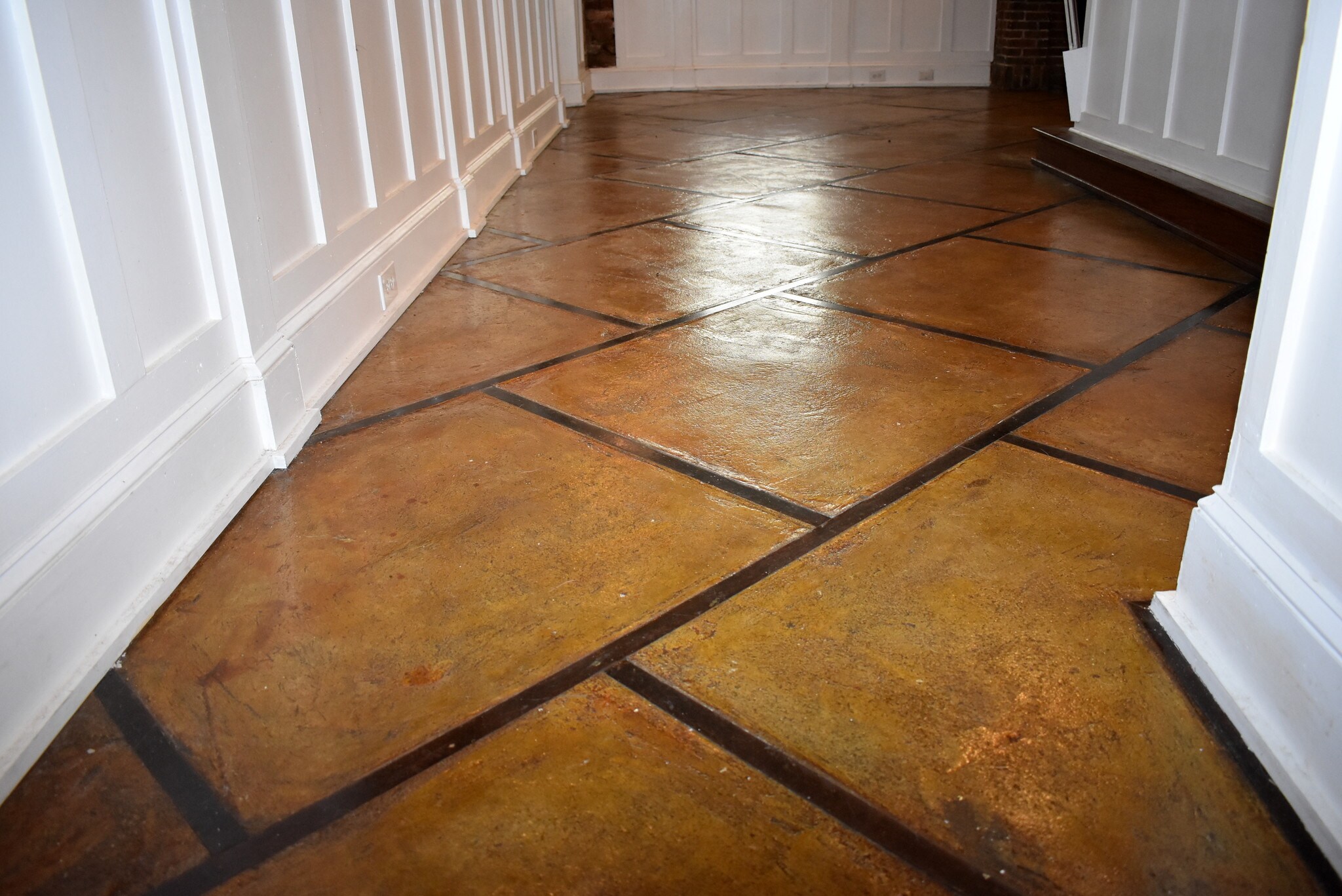 Details of the floors and paneling - 101 W Oglethorpe Ave
