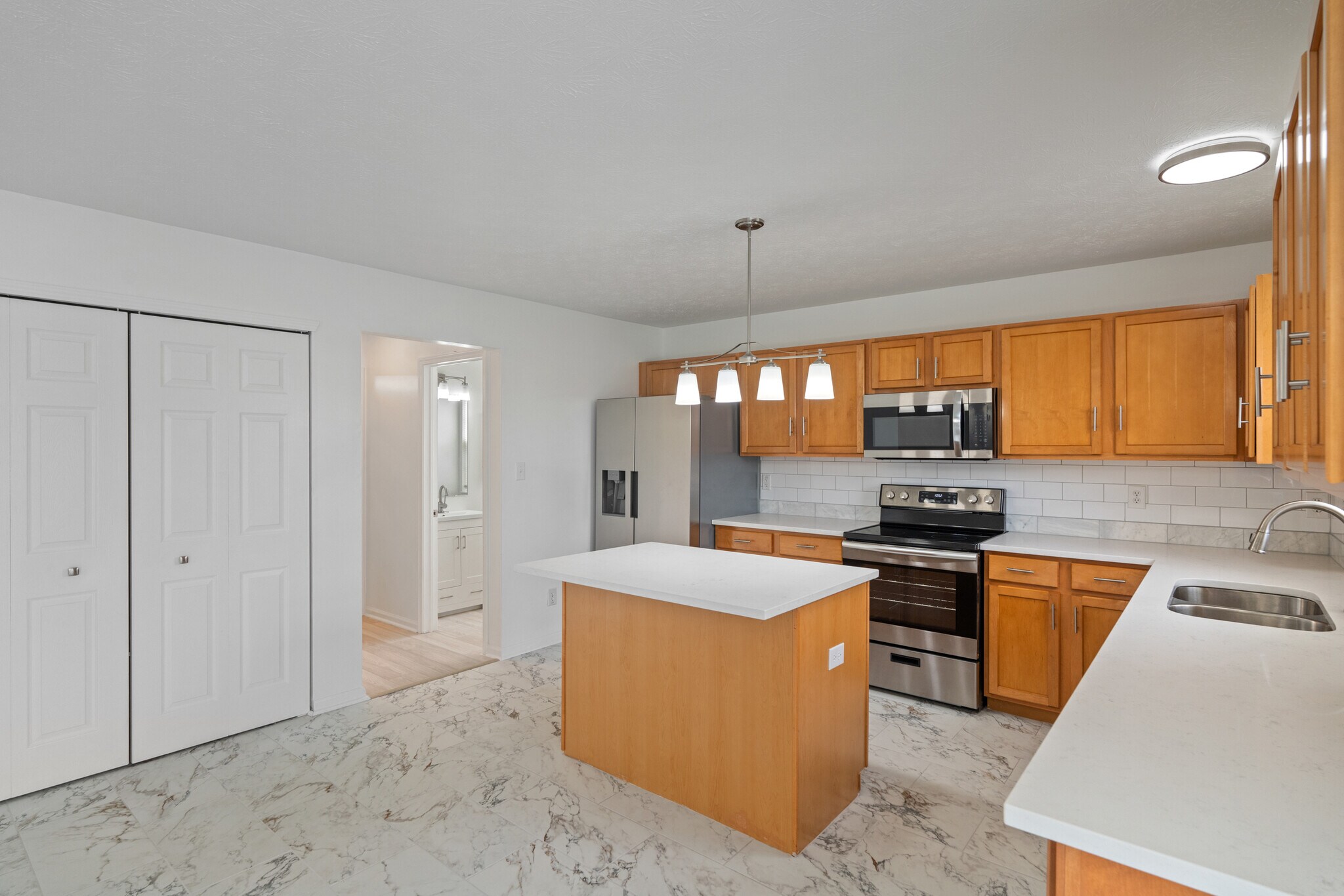 Building Photo - 2310 Liatris Dr