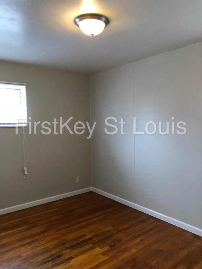 Building Photo - 7709 Paddington Dr