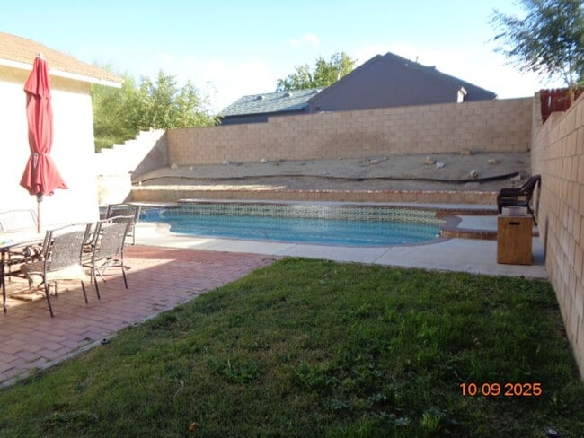 Building Photo - Modernized One Story Harris Home with Ingr...