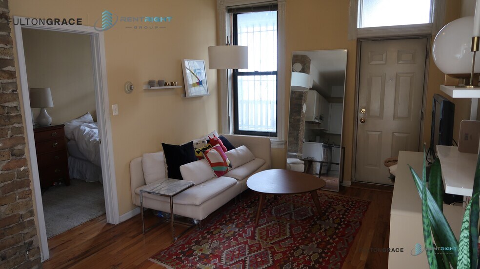 Building Photo - 1443 N Bosworth Ave