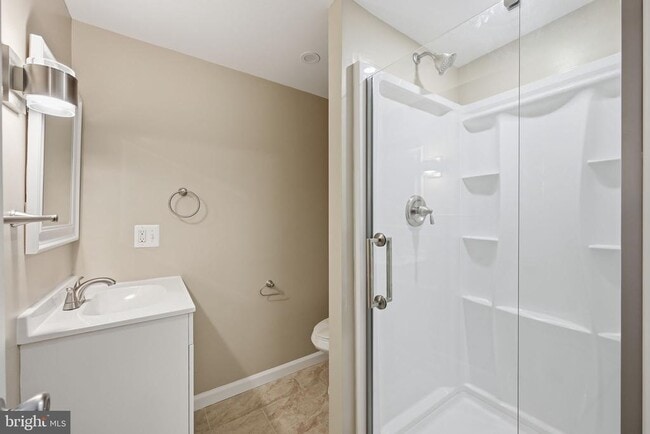 Building Photo - 14602 King Lear Ct