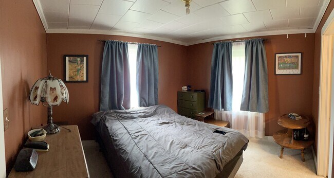 Building Photo - 625 Baltimore St