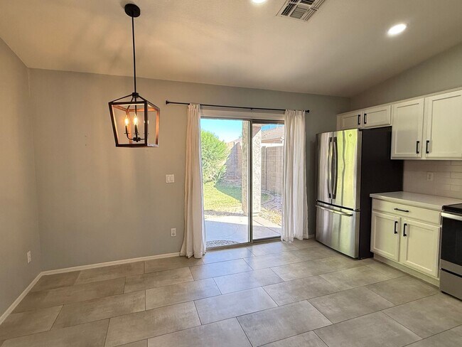 Building Photo - REMODELED 3 Bedroom 2 Bathroom EAST MESA HOME NO CARPET