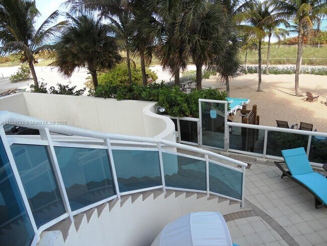 Building Photo - 9172 Collins Ave
