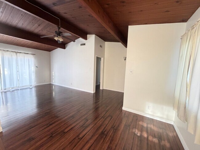 Building Photo - Beautiful & Spacious 3Bedroom / 1.5Bath in West Covina
