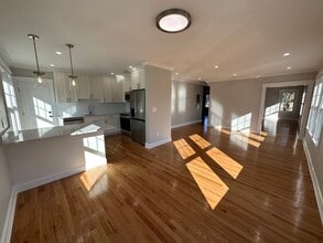 Building Photo - 35 Trapelo Rd