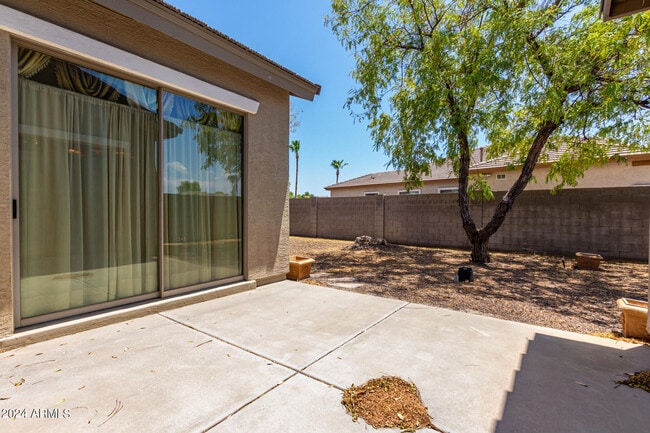 Building Photo - 7453 N 85th Dr