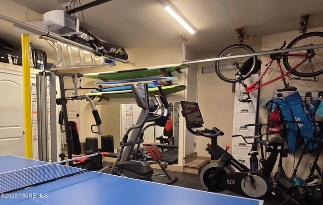 Building Photo - 1518 Laguna Dr