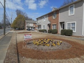 Building Photo - 1116 Camden Ave