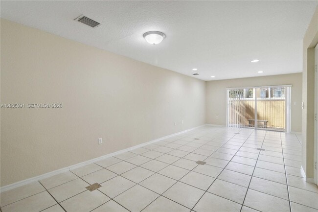 Building Photo - 3079 SW 129th Way