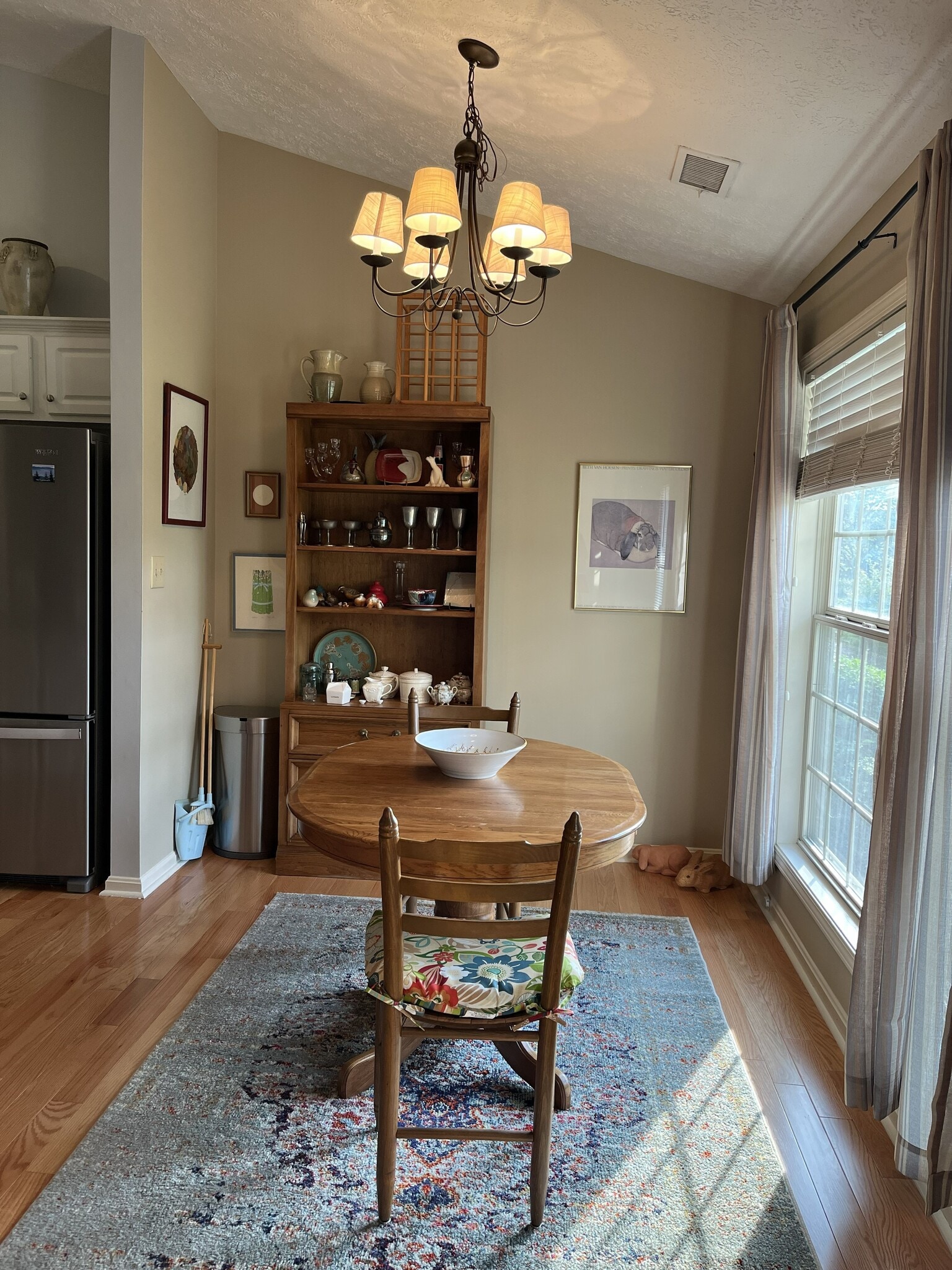 Building Photo - 5715 Waveland Cir