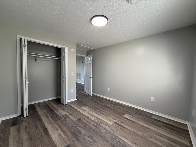 Building Photo - Tusculum Blvd Property