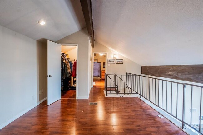 Building Photo - 3506 Speedway St