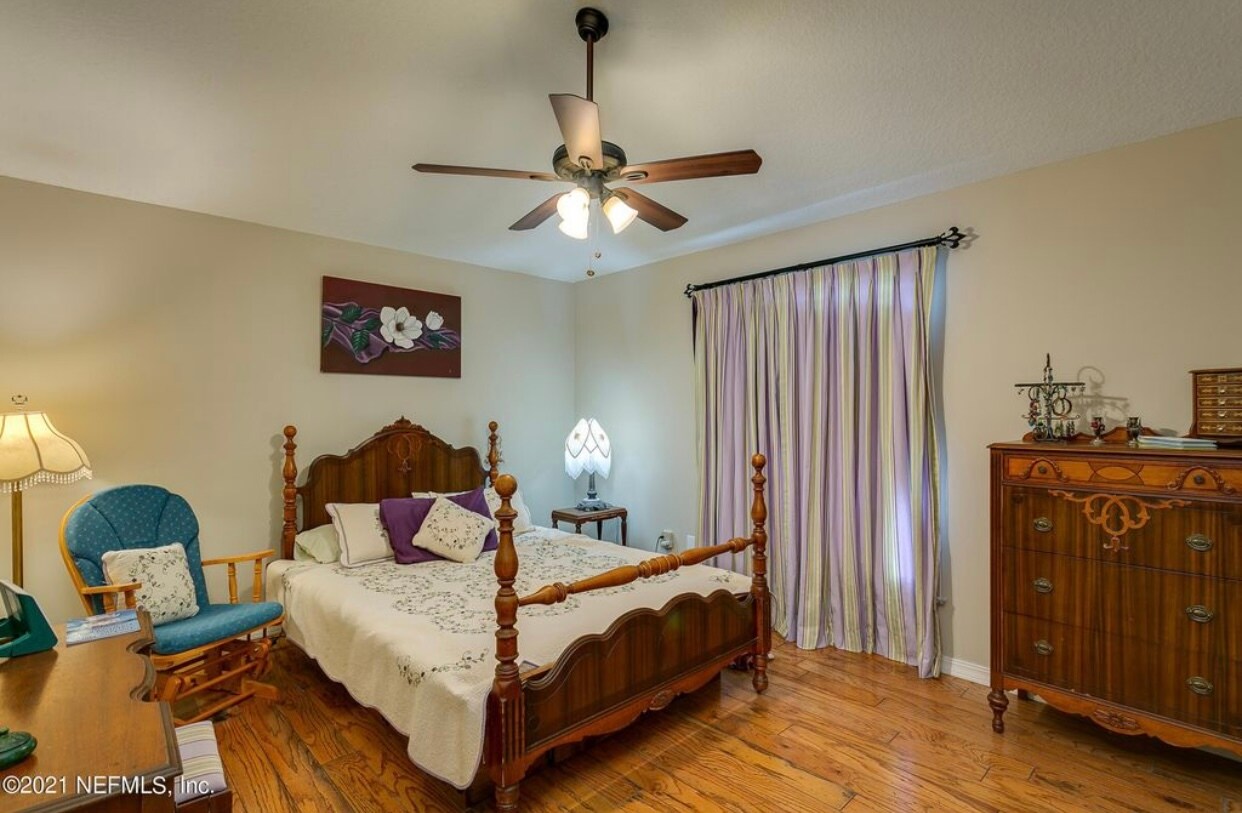 Building Photo - 453 Island View Cir