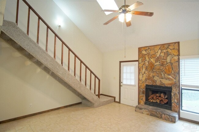 Building Photo - 7223 Lago Vista Ct