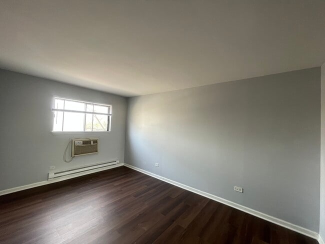 Building Photo - 444 Osage Ln