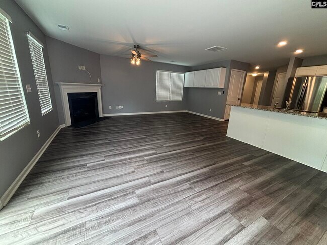 Building Photo - 120 Kings Parish Ct
