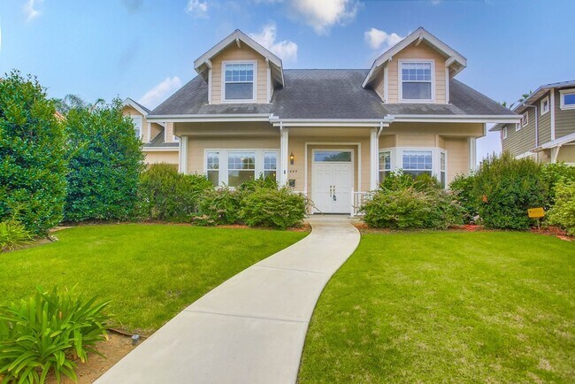 Building Photo - 1844 Dora Dr